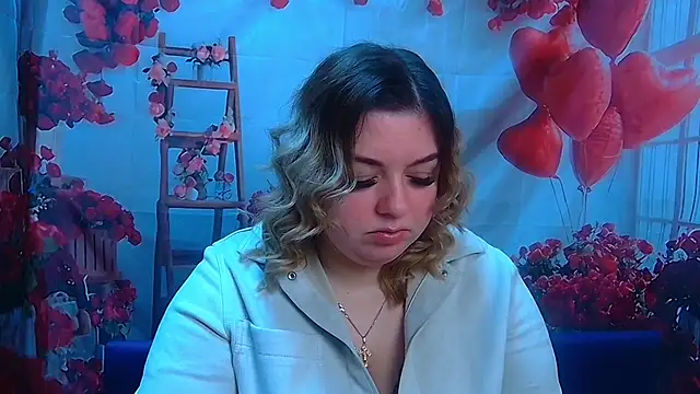 Snapshot of AdelinaMaster chatting on April 2026 05:08:02 AM AdelinaMaster online show from April 2026 05:08:02 AM