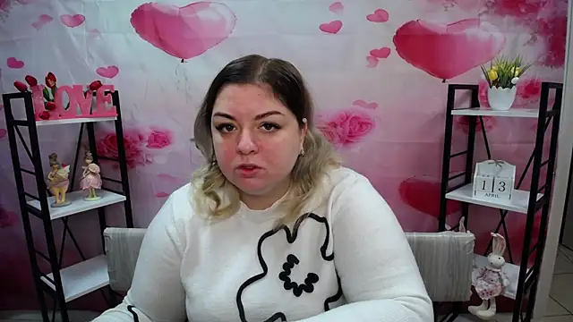 Snapshot of AdelinaMaster chatting on April 2026 11:05:01 AM AdelinaMaster online show from April 2026 11:05:01 AM