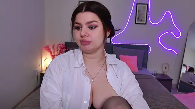 moneyforPeaches online show from May 2026 04:48:02 PM