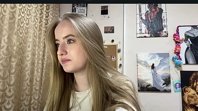 SabinaHaggen online show from April 2026 04:05:02 PM