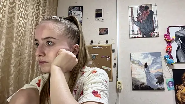 SabinaHaggen online show from April 2026 05:18:01 PM