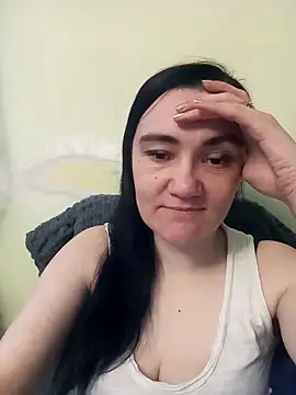 Snapshot of AlissaSecret chatting on April 2026 06:11:01 AM AlissaSecret online show from April 2026 06:11:01 AM