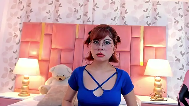 NahiaMendoza online show from April 2026 03:28:01 AM