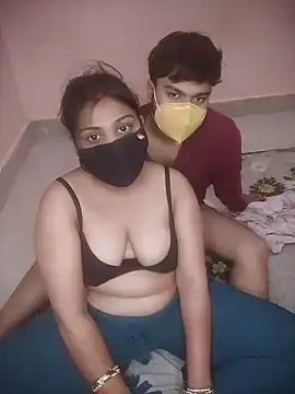 Snapshot of SURAJSAVITA chatting on April 2026 07:58:02 AM SURAJSAVITA online show from April 2026 07:58:02 AM