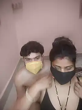 Snapshot of SURAJSAVITA chatting on April 2026 08:09:02 PM SURAJSAVITA online show from April 2026 08:09:02 PM