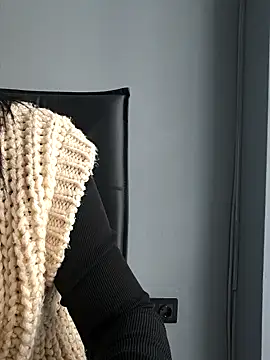 sara 41 online show from April 2026 09:02:01 AM