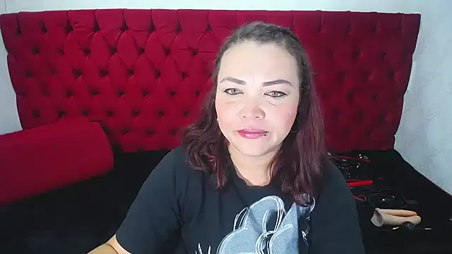 Snapshot of AngelicaMilf03 chatting on June 2026 05:09:02 AM AngelicaMilf03 online show from June 2026 05:09:02 AM
