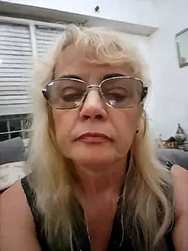 Snapshot of MatureElegantWidow chatting on April 2026 01:01:02 AM MatureElegantWidow online show from April 2026 01:01:02 AM