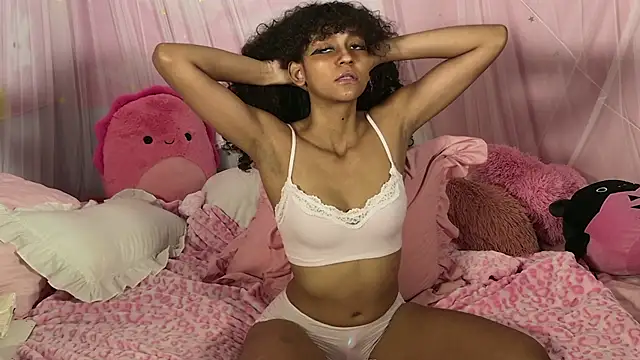 mia hart online show from August 2026 02:02:02 AM