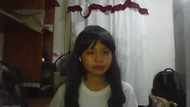 Snapshot of BethelScholnick chatting on April 2026 11:09:01 AM BethelScholnick online show from April 2026 11:09:01 AM