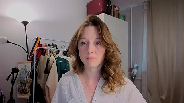Snapshot of hunny_ines chatting on May 2026 05:20:02 PM hunny ines online show from May 2026 05:20:02 PM