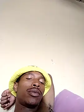 alphamale25 online show from April 2026 10:48:01 AM