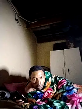 alphamale25 online show from April 2026 11:05:02 PM