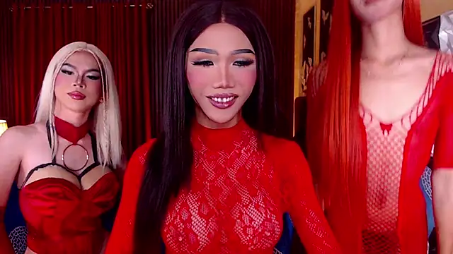 Snapshot of ThaliaSilvaTS chatting on April 2026 08:25:02 PM ThaliaSilvaTS online show from April 2026 08:25:02 PM