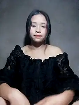 Liss-mimi online show from April 2026 02:14:02 PM