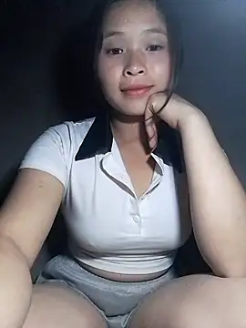 Liss-mimi online show from April 2026 02:45:01 PM