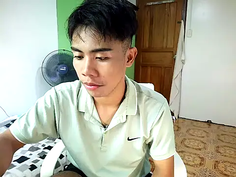 Snapshot of valerio_fernan chatting on July 2026 04:19:01 AM valerio fernan online show from July 2026 04:19:01 AM
