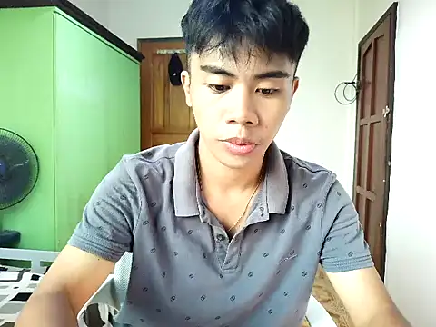 Snapshot of valerio_fernan chatting on July 2026 11:53:02 PM valerio fernan online show from July 2026 11:53:02 PM