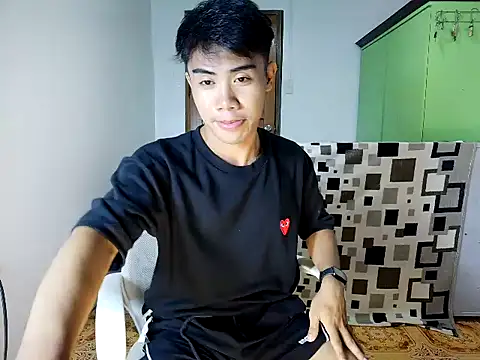 Snapshot of valerio_fernan chatting on August 2026 01:32:01 PM valerio fernan online show from August 2026 01:32:01 PM