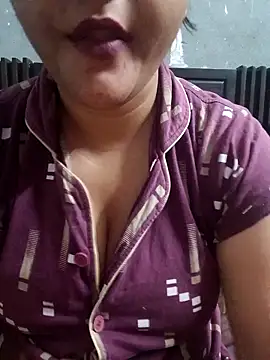 Riyashrma001 online show from April 2026 02:09:02 AM