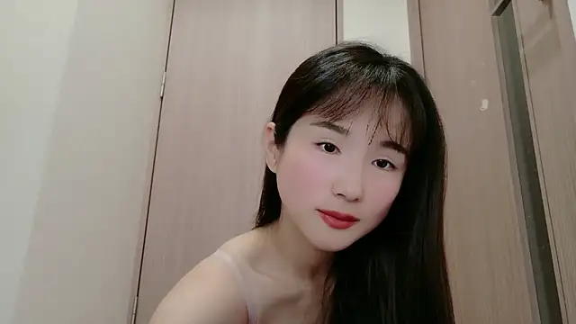 Snapshot of Hinako_0012 chatting on May 2026 11:27:02 AM Hinako 0012 online show from May 2026 11:27:02 AM