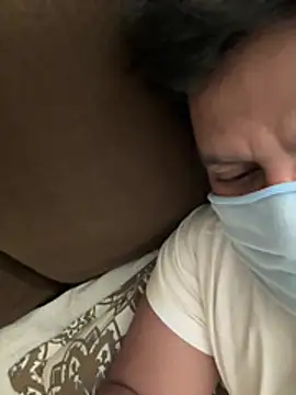 aay18 online show from April 2026 07:44:01 PM