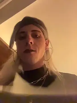 michelle310 online show from April 2026 08:53:02 PM