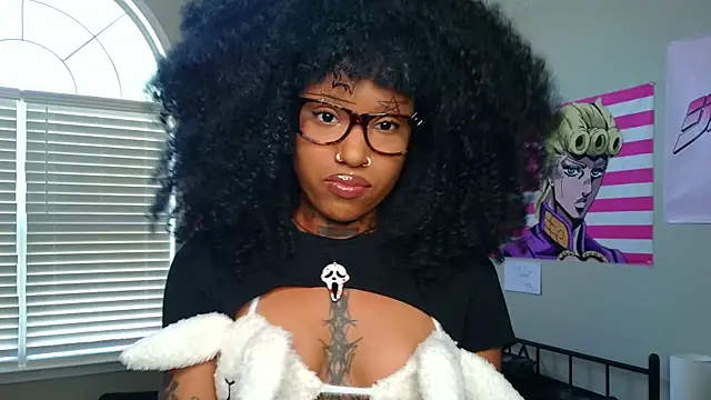 Snapshot of spookiebaddie chatting on April 2026 05:42:02 PM spookiebaddie online show from April 2026 05:42:02 PM