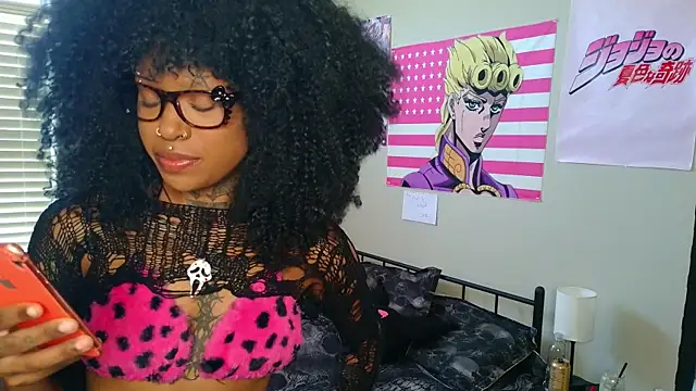 Snapshot of spookiebaddie chatting on April 2026 06:09:01 PM spookiebaddie online show from April 2026 06:09:01 PM