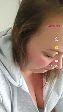 Snapshot of Blondibaby chatting on July 2026 07:23:02 AM Blondibaby online show from July 2026 07:23:02 AM