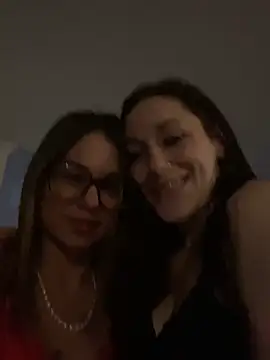 Snapshot of Cass_wild chatting on April 2026 04:22:01 AM Cass wild online show from April 2026 04:22:01 AM