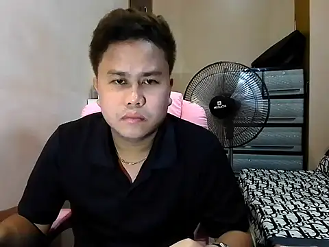 Snapshot of tipsy_butter chatting on June 2026 03:47:01 PM tipsy butter online show from June 2026 03:47:01 PM