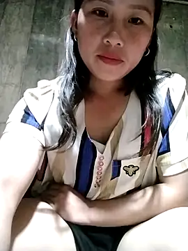 Snapshot of Yo-must chatting on April 2026 02:14:02 PM Yo-must online show from April 2026 02:14:02 PM