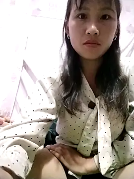 Snapshot of Yo-must chatting on April 2026 07:08:01 PM Yo-must online show from April 2026 07:08:01 PM