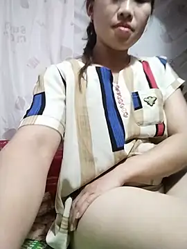 Snapshot of Yo-must chatting on July 2026 04:19:01 AM Yo-must online show from July 2026 04:19:01 AM
