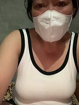 Snapshot of candy-beo chatting on June 2026 01:48:02 PM candy-beo online show from June 2026 01:48:02 PM