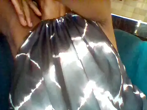 TracyMeme1999 online show from April 2026 02:28:01 PM