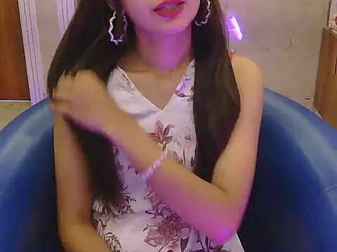 sweeet-Doll online show from April 2026 05:02:02 AM