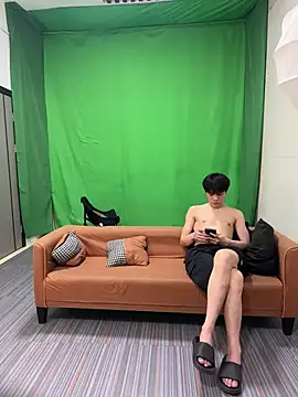 wxh8866 online show from April 2026 08:48:01 AM