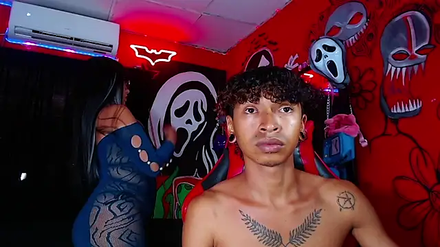 Skarlettmusex online show from April 2026 02:33:01 PM