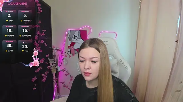 Snapshot of AmeliePeach chatting on April 2026 01:28:02 AM AmeliePeach online show from April 2026 01:28:02 AM