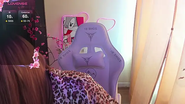 Snapshot of AmeliePeach chatting on April 2026 04:12:01 AM AmeliePeach online show from April 2026 04:12:01 AM