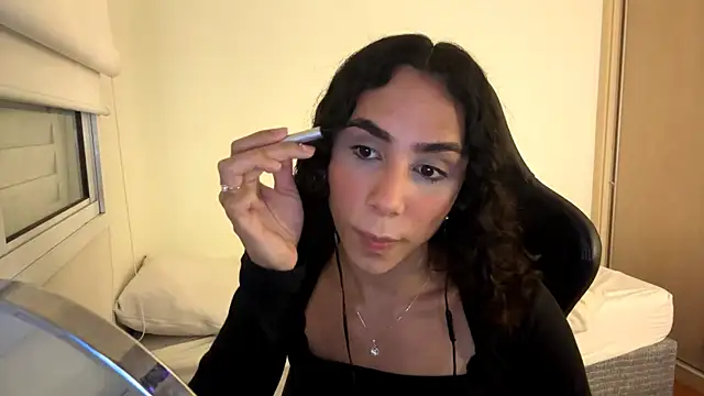 TakakoAthan online show from April 2026 11:07:02 PM