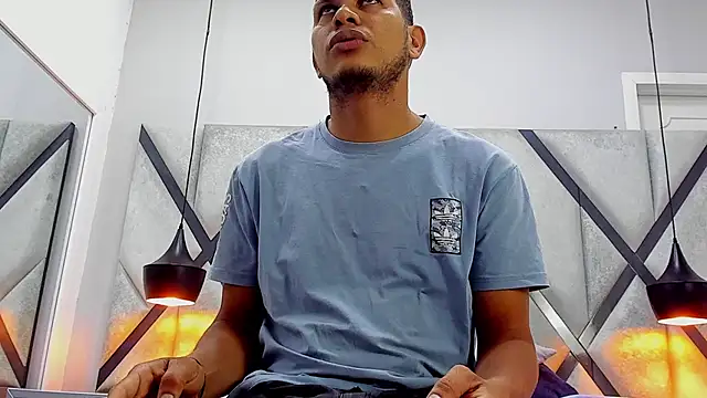 Snapshot of NohaBrooks chatting on April 2026 12:44:02 PM NohaBrooks online show from April 2026 12:44:02 PM