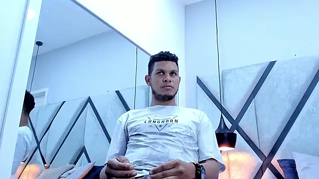 Snapshot of NohaBrooks chatting on April 2026 01:34:02 PM NohaBrooks online show from April 2026 01:34:02 PM