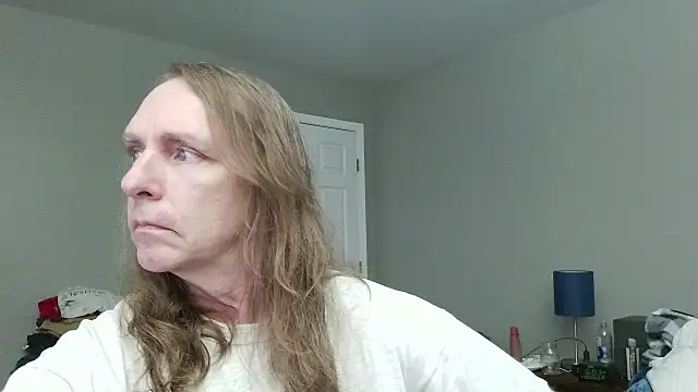 Snapshot of Magnus_Luv chatting on July 2026 10:04:01 PM Magnus Luv online show from July 2026 10:04:01 PM