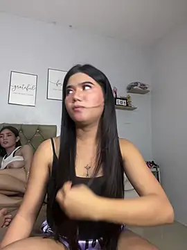 Snapshot of JassmineLove chatting on April 2026 03:56:01 PM JassmineLove online show from April 2026 03:56:01 PM