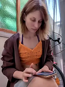 Snapshot of Julialexxxx chatting on July 2026 06:17:01 AM Julialexxxx online show from July 2026 06:17:01 AM