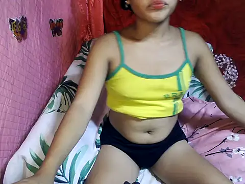 Snapshot of kiffy_miley79 chatting on June 2026 02:50:02 AM kiffy miley79 online show from June 2026 02:50:02 AM