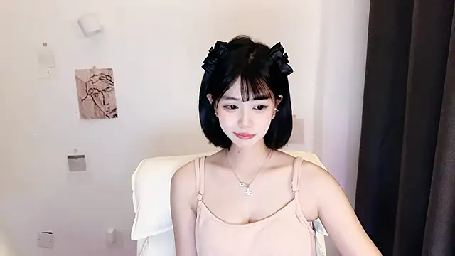 Snapshot of Kitteovo chatting on July 2026 04:27:02 PM Kitteovo online show from July 2026 04:27:02 PM